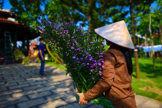 Cận cảnh nơi yên nghỉ của cố Thủ tướng Phan Văn Khải bên cạnh mộ phần người vợ